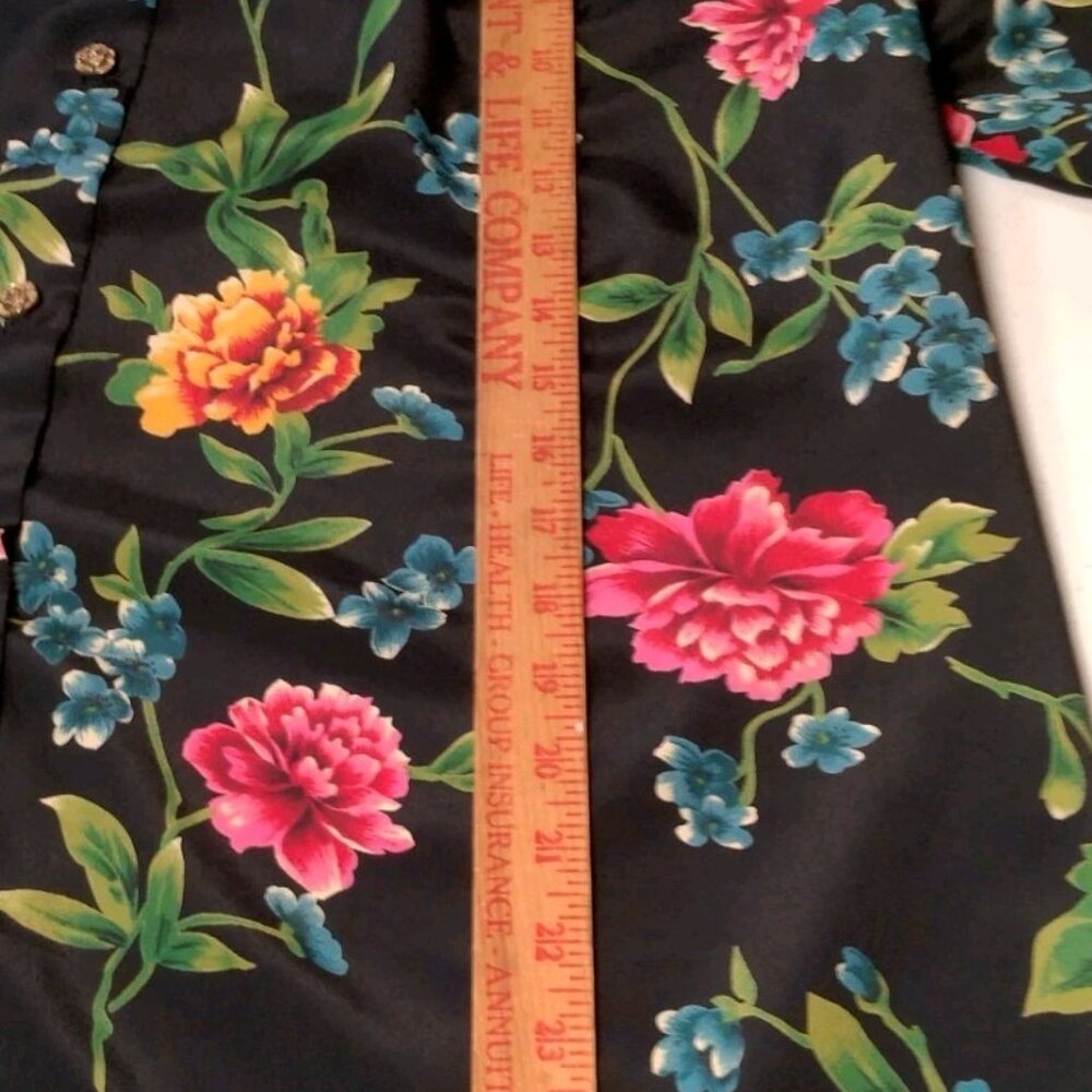Vintage Maggie Sweet Blouse Plus Size 1X Black Floral Gold Flower Buttons - Picture 8 of 16